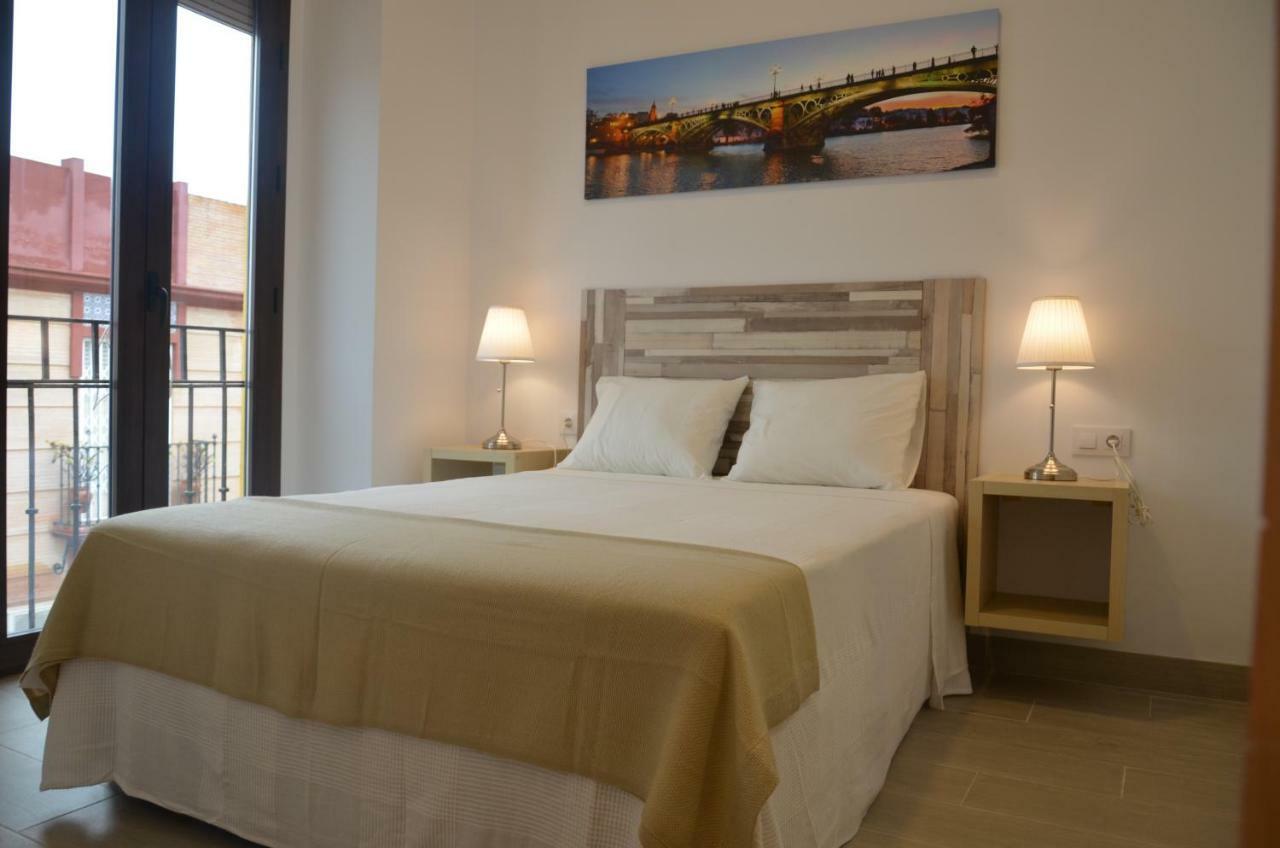 Apartamento Faustino Alvarez Seville Exterior photo